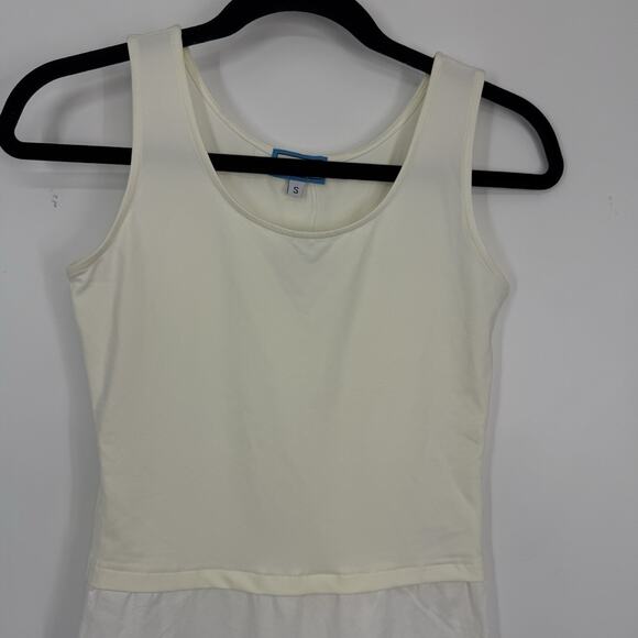 Skinny Shirt Sleeveless Layering Blouse Womens size Small White Slimming NEW - Picture 3 of 14